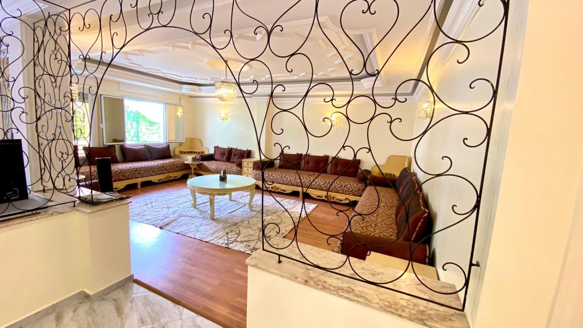 Iconic 2 Bedroom Apartment