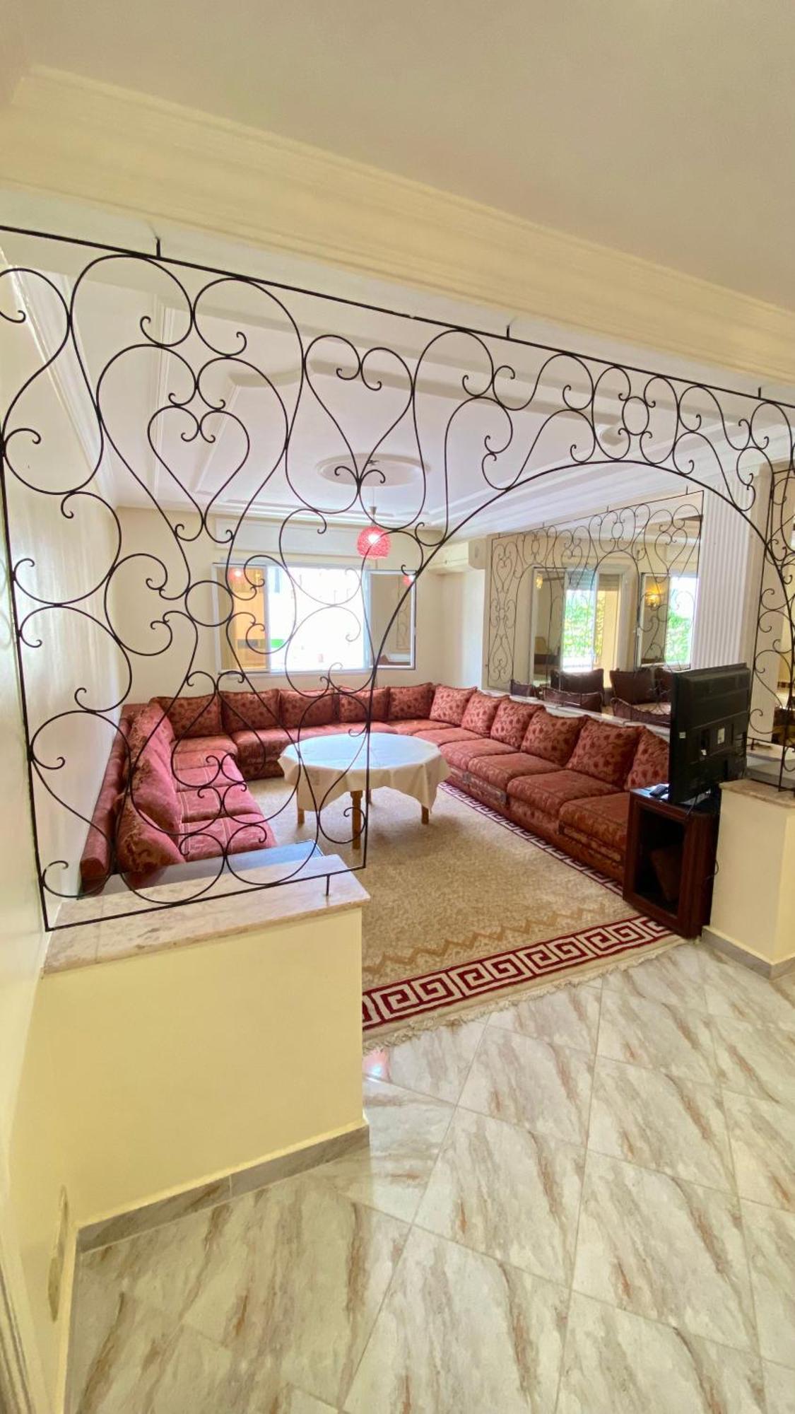 Apartment Iconic 2 Bedroom *